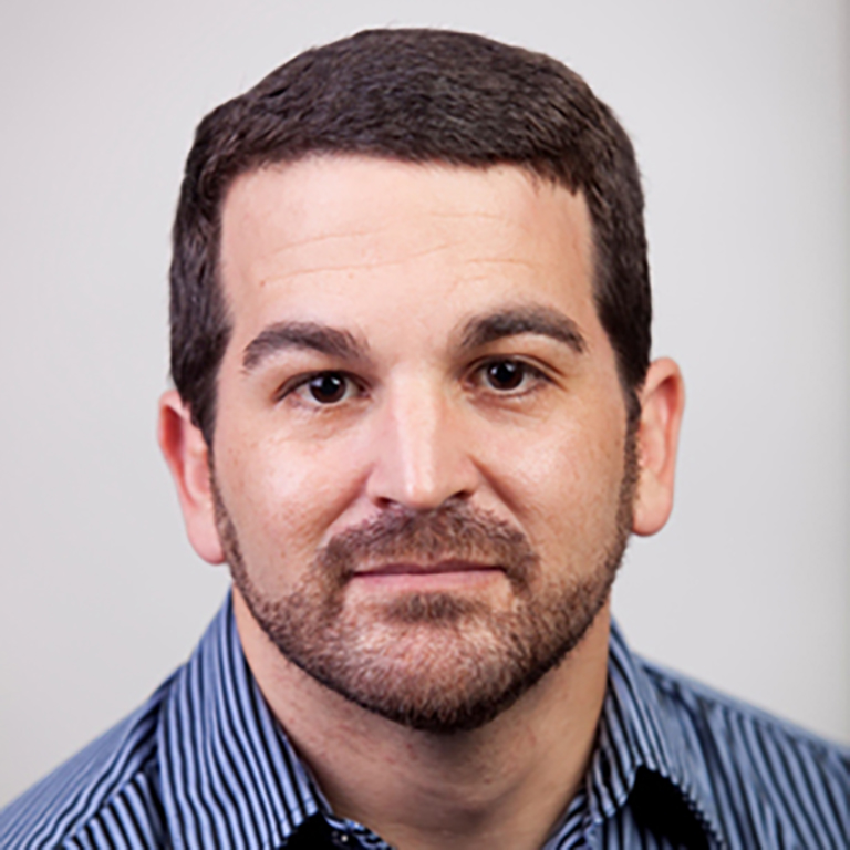 Javier  León
