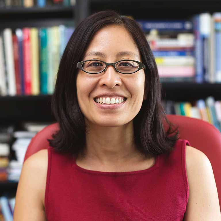 Dina  Okamoto